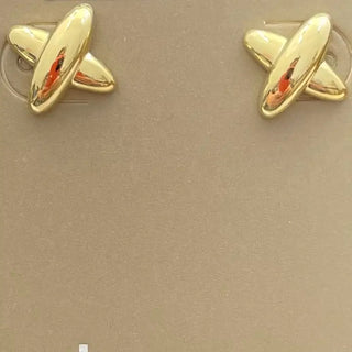 Simple X Stud