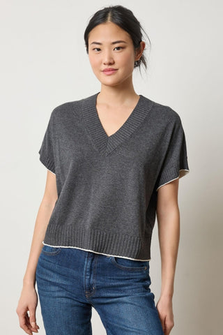 Short Sleeve V-Neck Pullover Sweater - Licorice