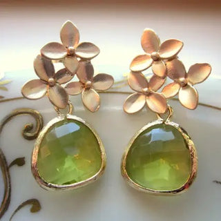 Peridot Apple Green Gold Flower