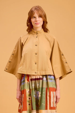 Capelet, Tan
